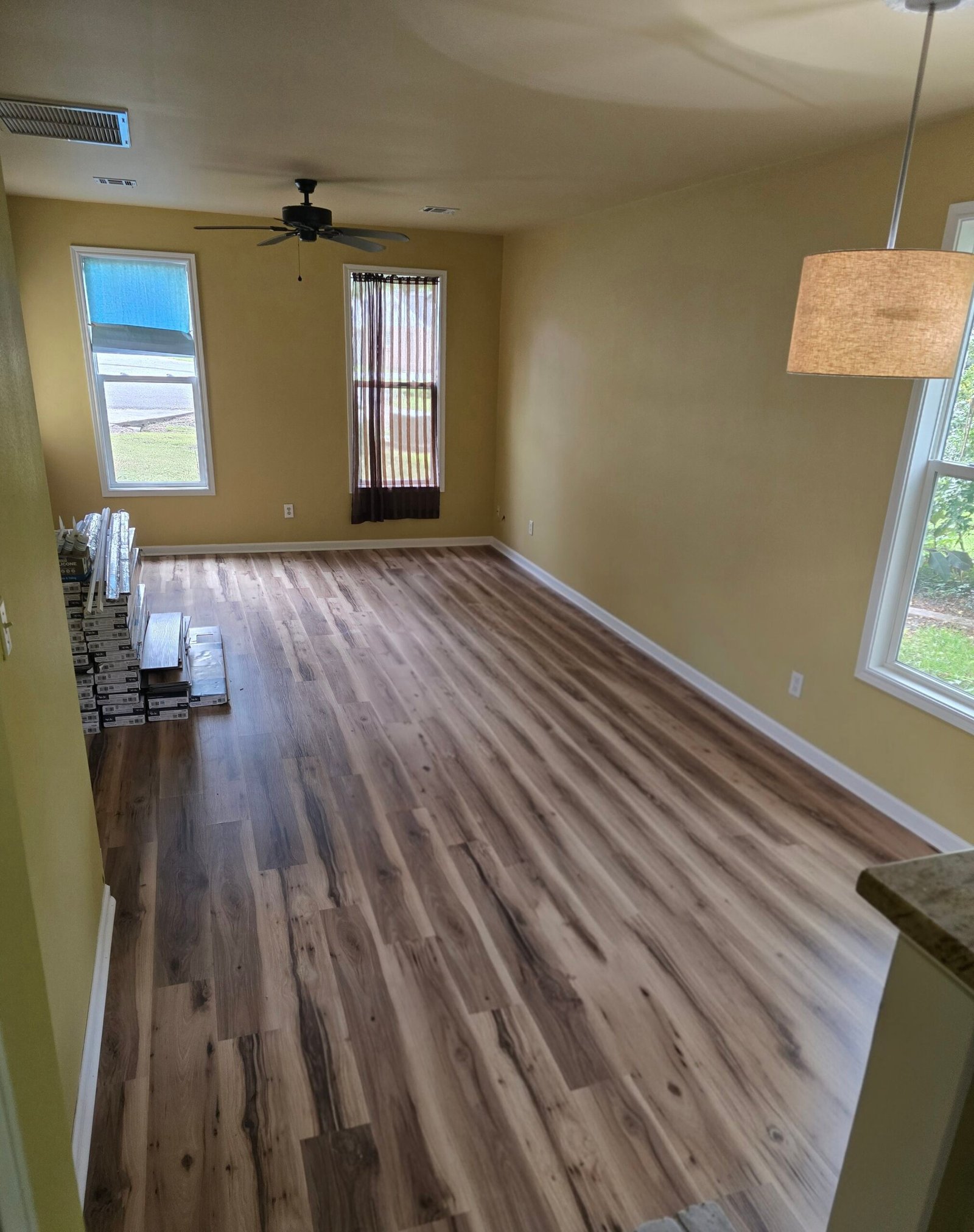 Detailed flooring installation